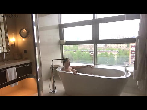 ❤️ Une énorme nana se branlant passionnément la chatte dans la salle de bains ❌ Fuck vidéo at fr.gaypornforyou.ru ❤